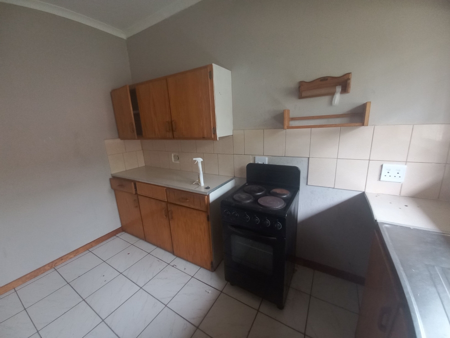 To Let 2 Bedroom Property for Rent in La Hoff North West